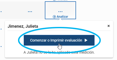 seleccione la celda del estudiante con el mensaje Analizar, luego seleccione Comenzar o Imprimir evaluación